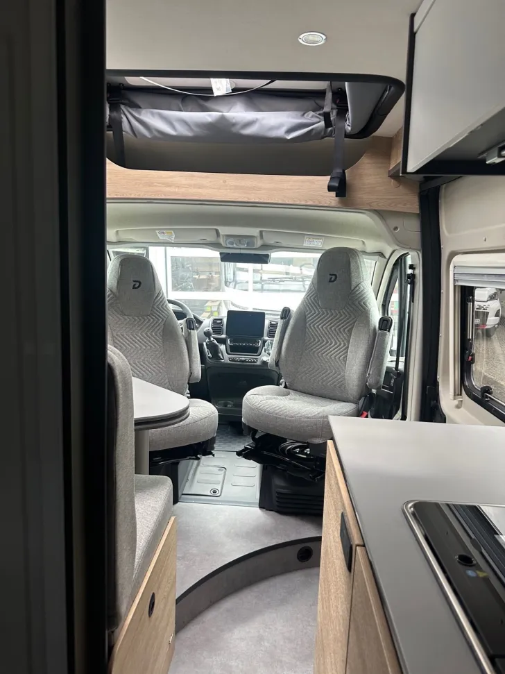 Fahrzeugbild Dethleffs Globetrail 600 DS Fiat Aufstelldach #21