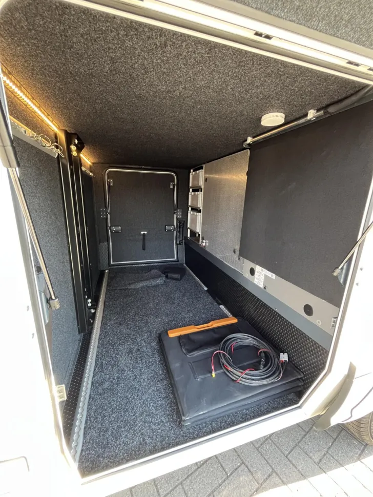 Fahrzeugbild Niesmann + Bischoff iSmove 6.9 E #18