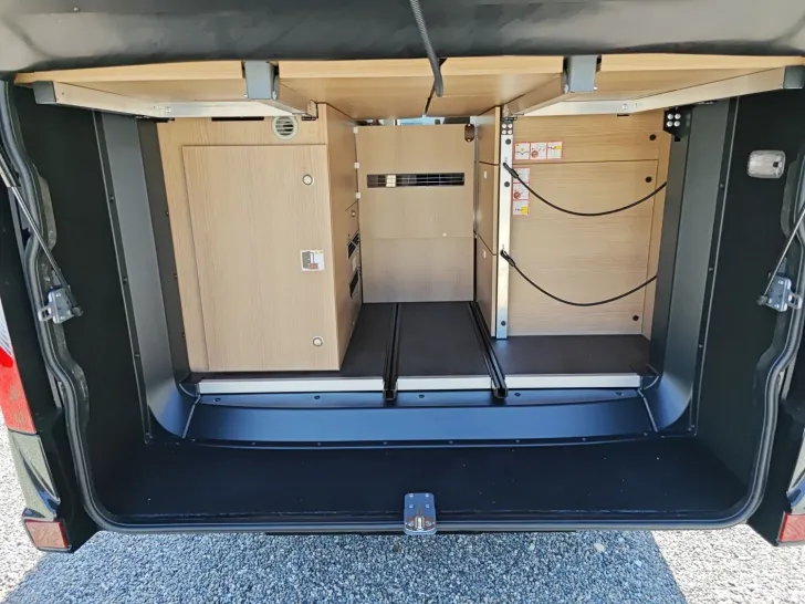 Fahrzeugbild Malibu Genius 641 LE Mercedes #20