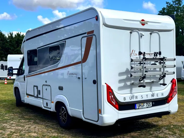 Fahrzeugbild Bürstner Lyseo TD 684 G BACKOFEN|MARKISE|RFK|NAVI #4