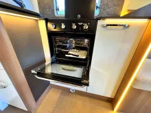 Fahrzeugbild Bürstner Lyseo TD 684 G BACKOFEN|MARKISE|RFK|NAVI #17