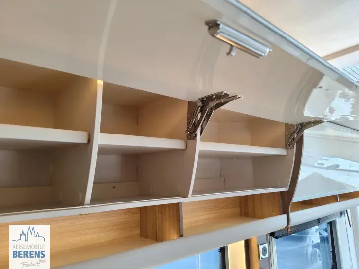 Fahrzeugbild Concorde Carver Select 850 L #18
