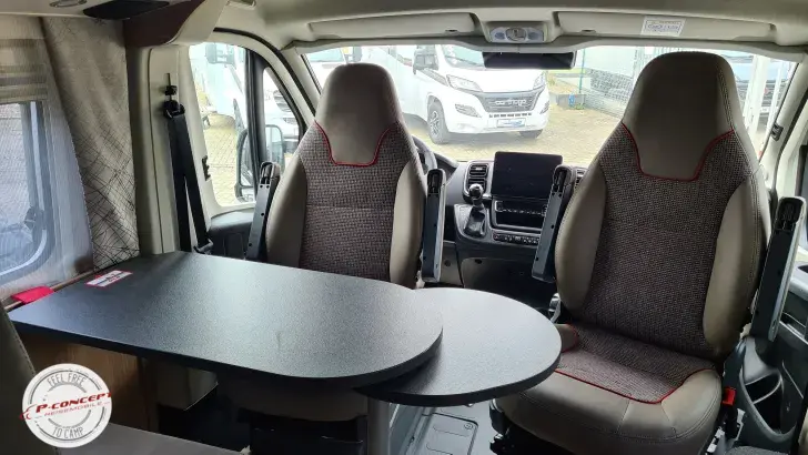Fahrzeugbild Malibu Van Compact 540 DB *Listenpreis 93.710€* #4
