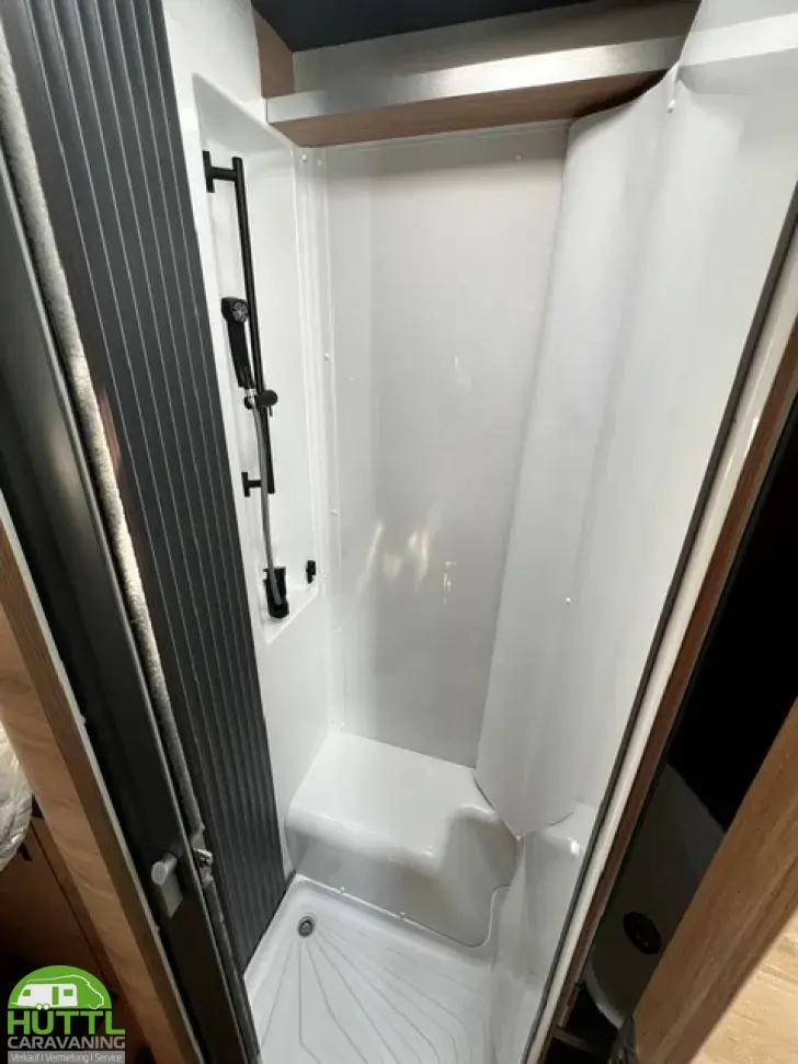Fahrzeugbild Knaus L!VE WAVE 650 MEG Black Selection #14