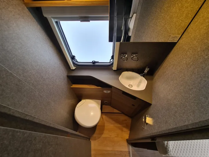 Fahrzeugbild Dethleffs Trend I 7057 EB *Pakete: Family+Chassis+Two* #25