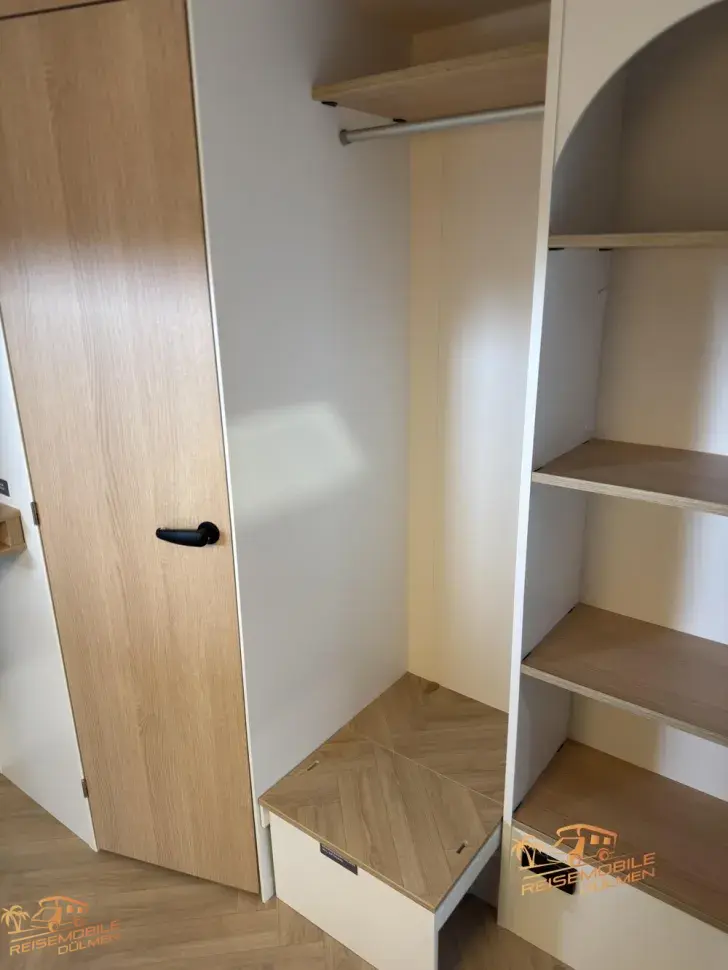 Fahrzeugbild LMC e:dero 470 K #16
