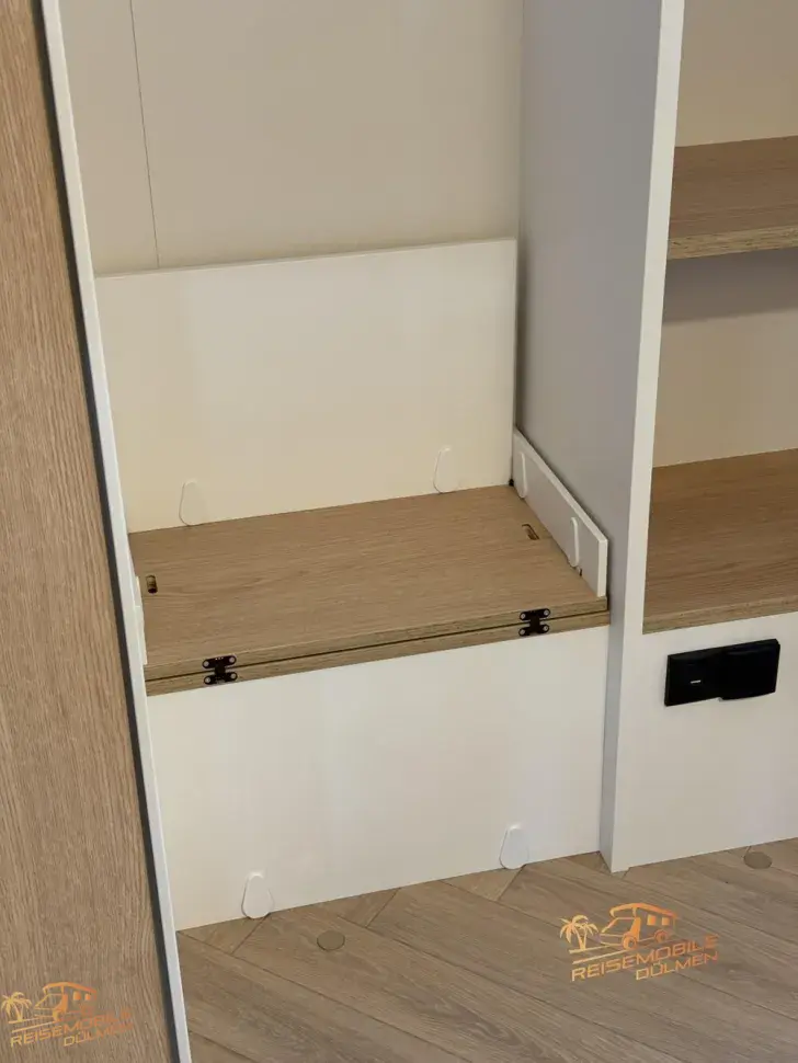 Fahrzeugbild LMC e:dero 470 K #17