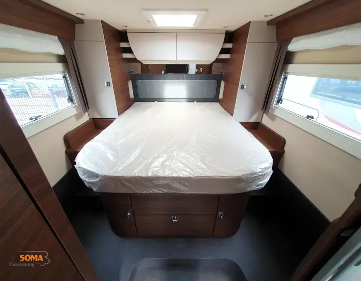 Fahrzeugbild Carthago chic c-line I 5.0 QB L Lithium Silber o.Hubbett #13