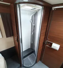 Fahrzeugbild Carthago chic c-line I 5.0 QB L Lithium Silber o.Hubbett #19