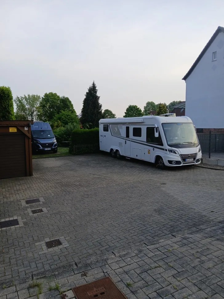 Fahrzeugbild Knaus Sun I 900 LX Unfallfrei,Bj 2019,42700km #1