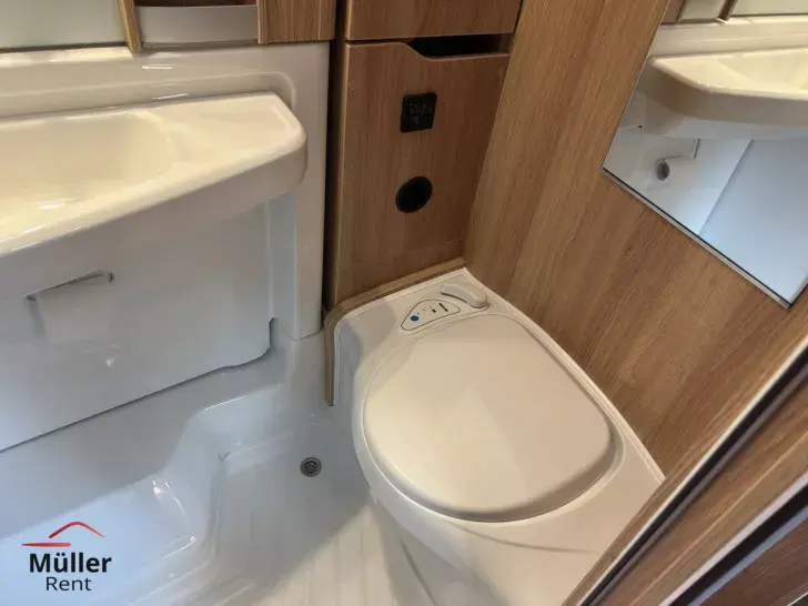 Fahrzeugbild Knaus Sky Ti PLATINUM SELECTION 650 MEG mit Solar #19