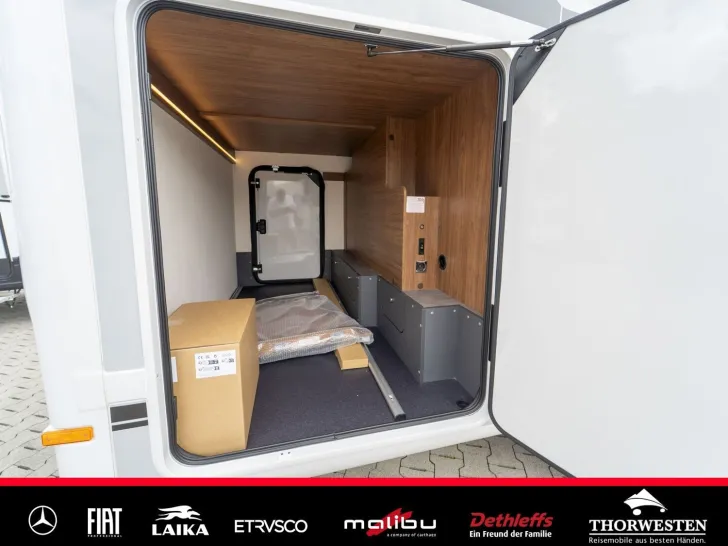 Fahrzeugbild Laika Ecovip Titanio L 2009 Sondermodell #7