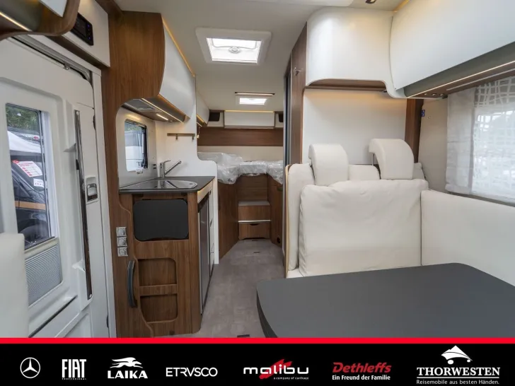 Fahrzeugbild Laika Ecovip Titanio L 2009 Sondermodell #13