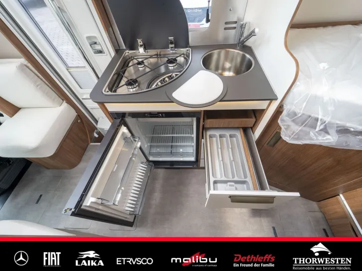 Fahrzeugbild Laika Ecovip Titanio L 2009 Sondermodell #15