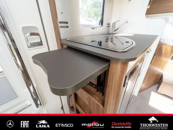 Fahrzeugbild Laika Ecovip Titanio L 2009 Sondermodell #16