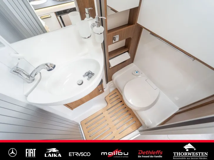 Fahrzeugbild Laika Ecovip Titanio L 2009 Sondermodell #22
