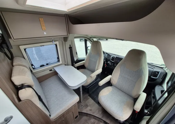 Fahrzeugbild Carado pro CV 540 Combi 4,Radio-Rückfahrkamera,AHK #20