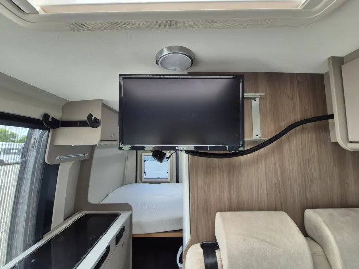 Fahrzeugbild Carado pro CV 540 Combi 4,Radio-Rückfahrkamera,AHK #27