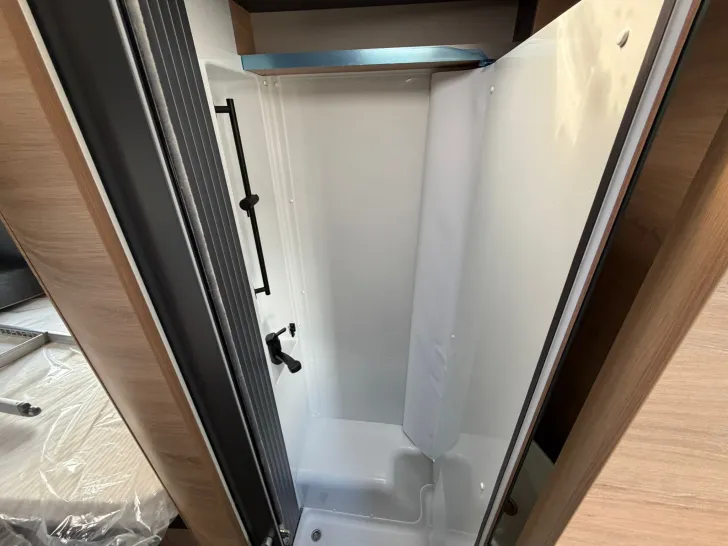 Fahrzeugbild Knaus L!VE WAVE 650 MEG BLACK SELECTION #29