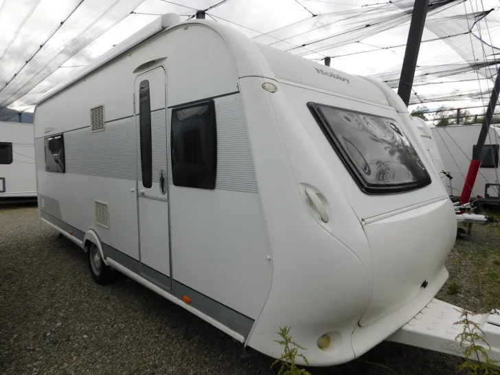 Fahrzeugbild Hobby De Luxe Easy 560 FFE Mover+Markise+Duschkabine #1