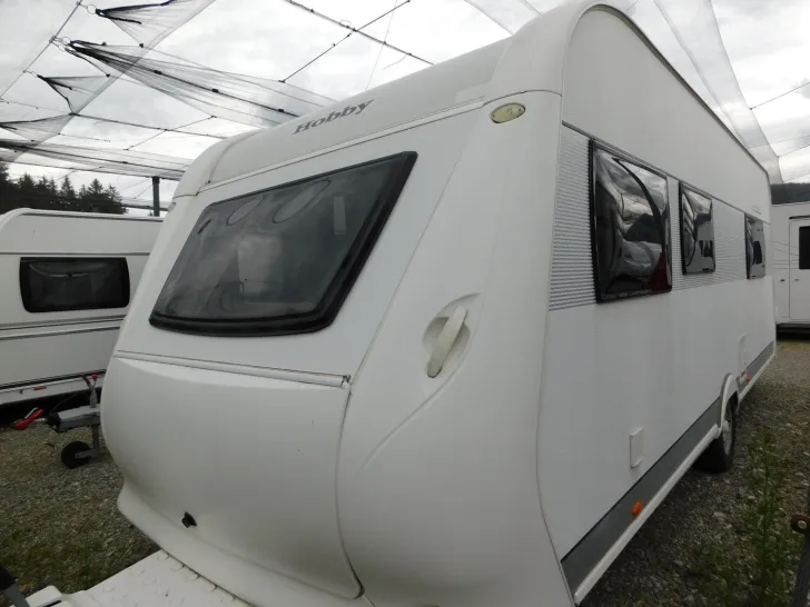 Fahrzeugbild Hobby De Luxe Easy 560 FFE Mover+Markise+Duschkabine #3