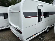 Fahrzeugbild Hobby De Luxe 490 KMF Modell 2027 #2