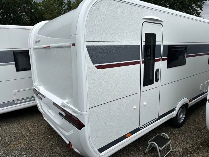 Fahrzeugbild Hobby De Luxe 490 KMF Modell 2027 #2