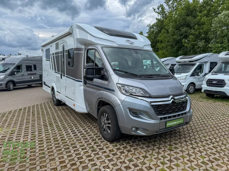 Fahrzeugbild Carado T 459*QB*Hdr. Hubst.*Motorradtäger*SAT+TV*Uvm. #1