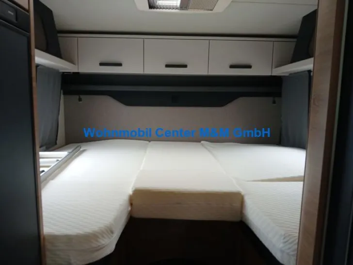 Fahrzeugbild Knaus LIVE WAVE 650 MEG 2027 Platinum Selection #10