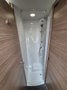 Fahrzeugbild Weinsberg CaraSuite 700 DX *TraumMobil*140*Automatik* #16