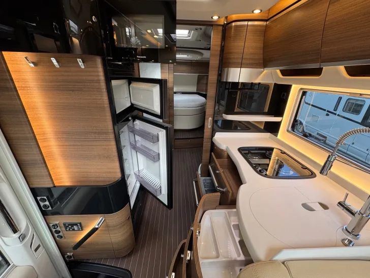 Fahrzeugbild Concorde Charisma 910 MI E&P Stützen*1100Ah Lithium*AHK #10