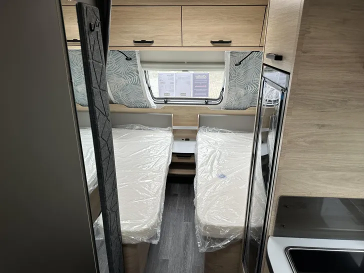 Fahrzeugbild Weinsberg CaraOne 540 EUH Steckdos.+Paket;Rollbett;1700kg #9