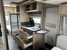 Fahrzeugbild Weinsberg CaraOne 540 EUH Steckdos.+Paket;Rollbett;1700kg #11