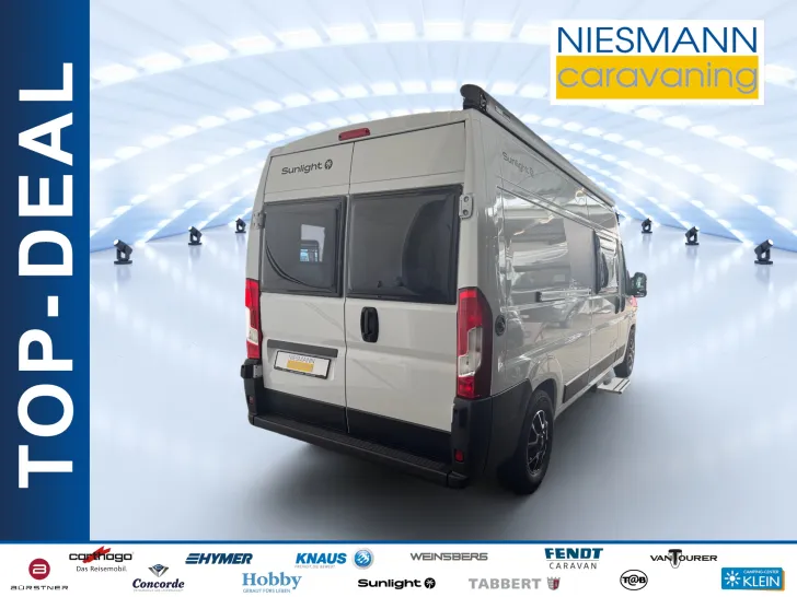 Fahrzeugbild Sunlight Camper Van CLIFF 602 Adventure Edition Trittstufe #3