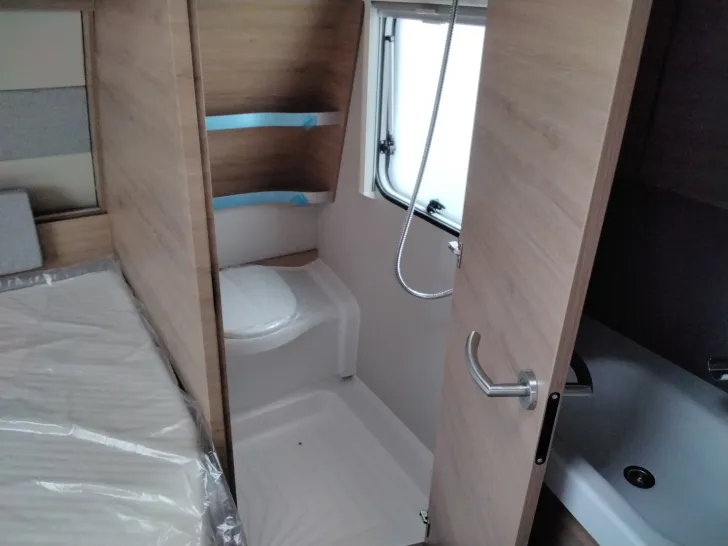 Fahrzeugbild Knaus Südwind 540 FDK Black Selection Modell 2026 #12