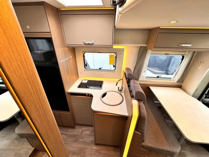 Fahrzeugbild Carado T 448 pro+|DigitalPaket|Fahrradträger|SAT-TV #11