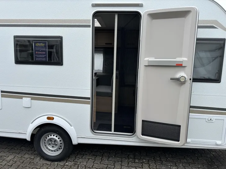 Fahrzeugbild Weinsberg CaraOne 550 QDK Garage;1700kg;Steckdosen+ Paket #5