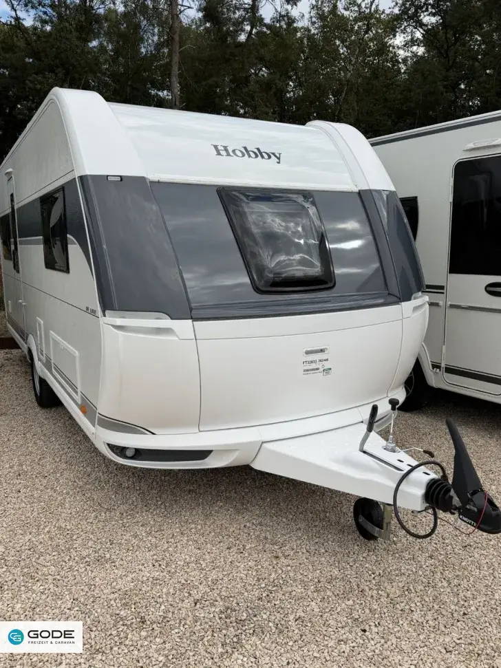 Fahrzeugbild Hobby De Luxe 540 UL/1.800 kg/Bettverbreiterung/Ambien #2