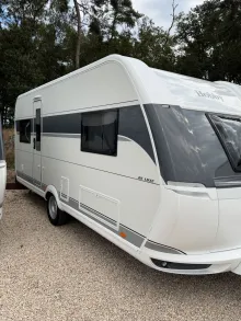 Fahrzeugbild Hobby De Luxe 540 UL/1.800 kg/Bettverbreiterung/Ambien #1