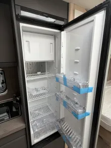 Fahrzeugbild Hobby De Luxe 540 UL/1.800 kg/Bettverbreiterung/Ambien #11