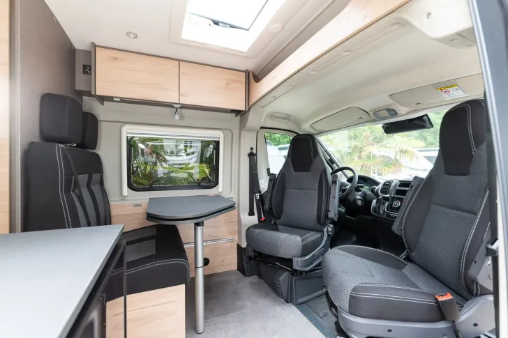 Fahrzeugbild Dethleffs Globetrail Active 600 KS Fiat **4 Schlafplätze** #7