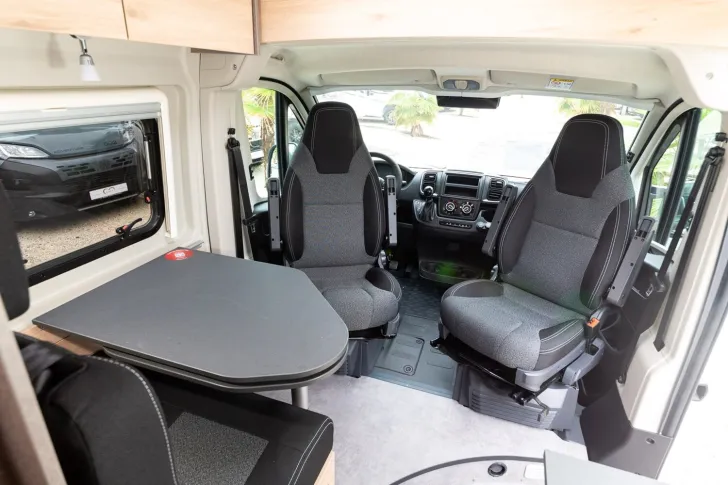 Fahrzeugbild Dethleffs Globetrail Active 600 KS Fiat **4 Schlafplätze** #18