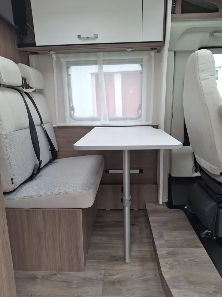 Fahrzeugbild Carado V V337 #9