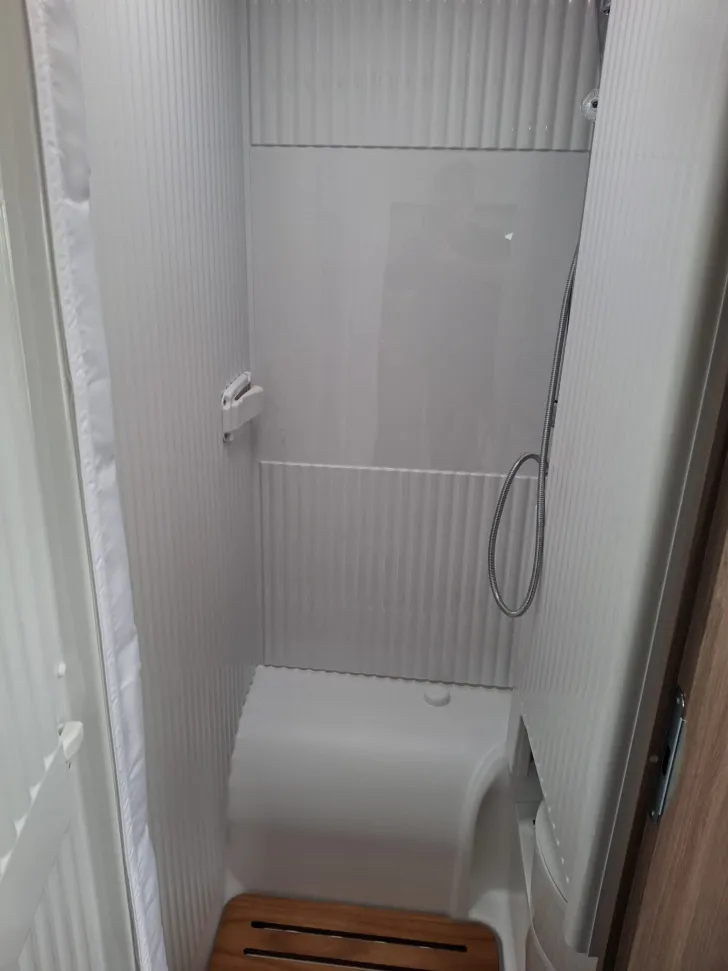 Fahrzeugbild Carado V V337 #15