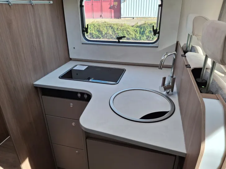 Fahrzeugbild Carado T 447 #13