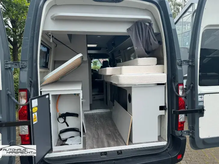 Fahrzeugbild Ahorn Camp VAN 620-Längsbetten-Dieselhzg-Luftfahrw.-Radtr. #18