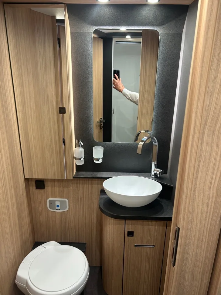 Fahrzeugbild Malibu I 450 RB LE comfort #15