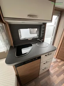 Fahrzeugbild Weinsberg CaraOne 390 QD 1350 kg / Dachklima / Dusche #8