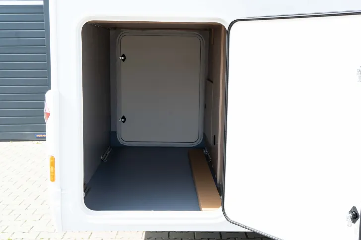 Fahrzeugbild Hobby ONTOUR C 680 GE RoadFans Automatik | Rahmenfenster #13
