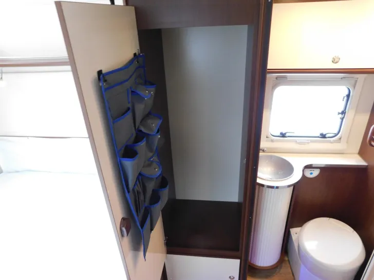 Fahrzeugbild Ahorn Camp Alaska TD Automatik, Hubbett, Luftfeder, TV+SAT #27